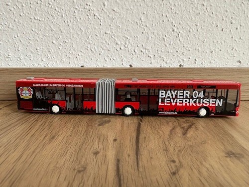 Mannschaftsbus gelenkbus - mannschaftsbus,
